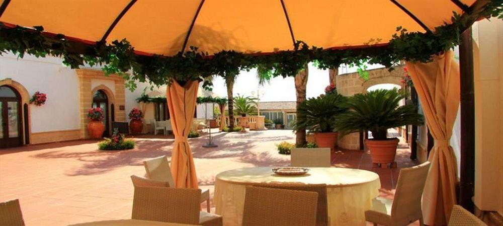 Hotel Villaggio San Giovanni 4*