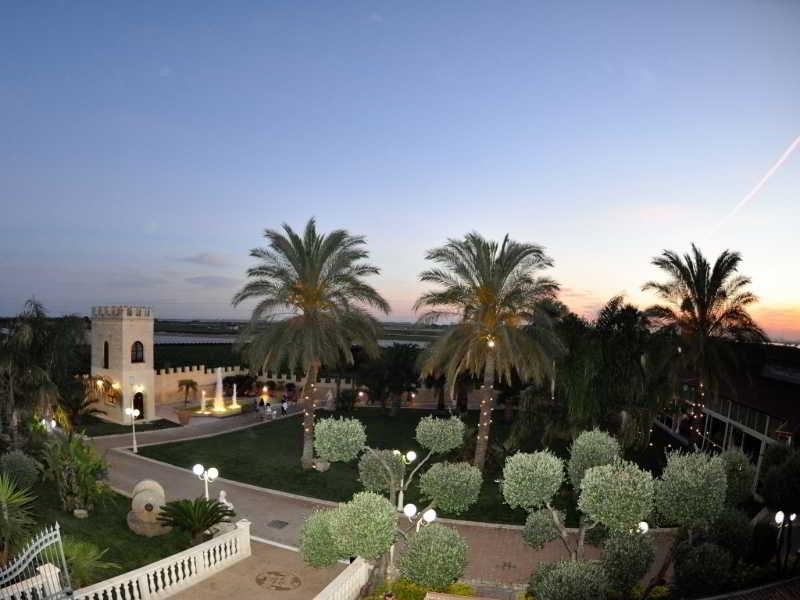 Hotel Villaggio San Giovanni 4*