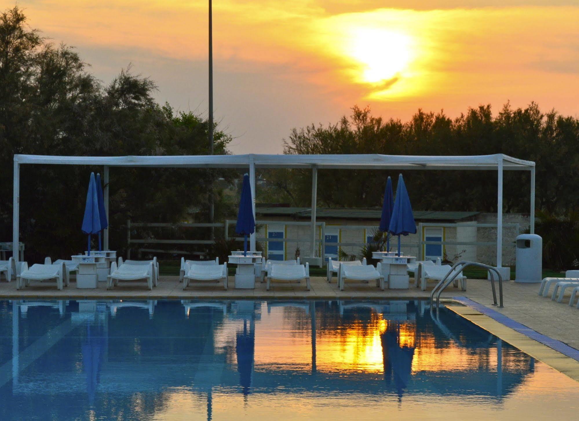 Villaggio San Giovanni 4*