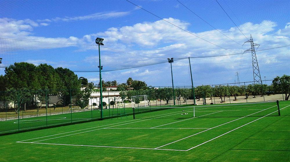 Hotel Villaggio San Giovanni 4*